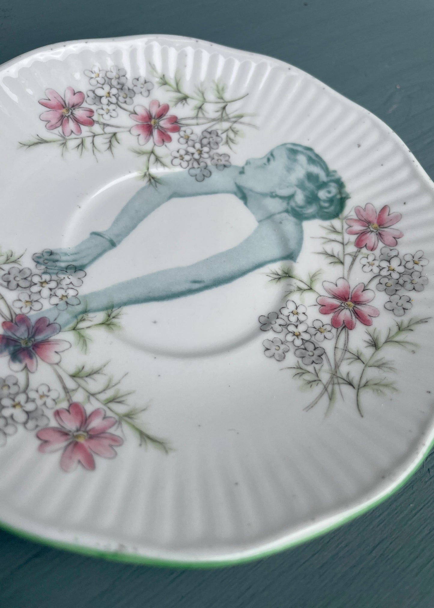 Gepimpt schoteltje - hangin’ around