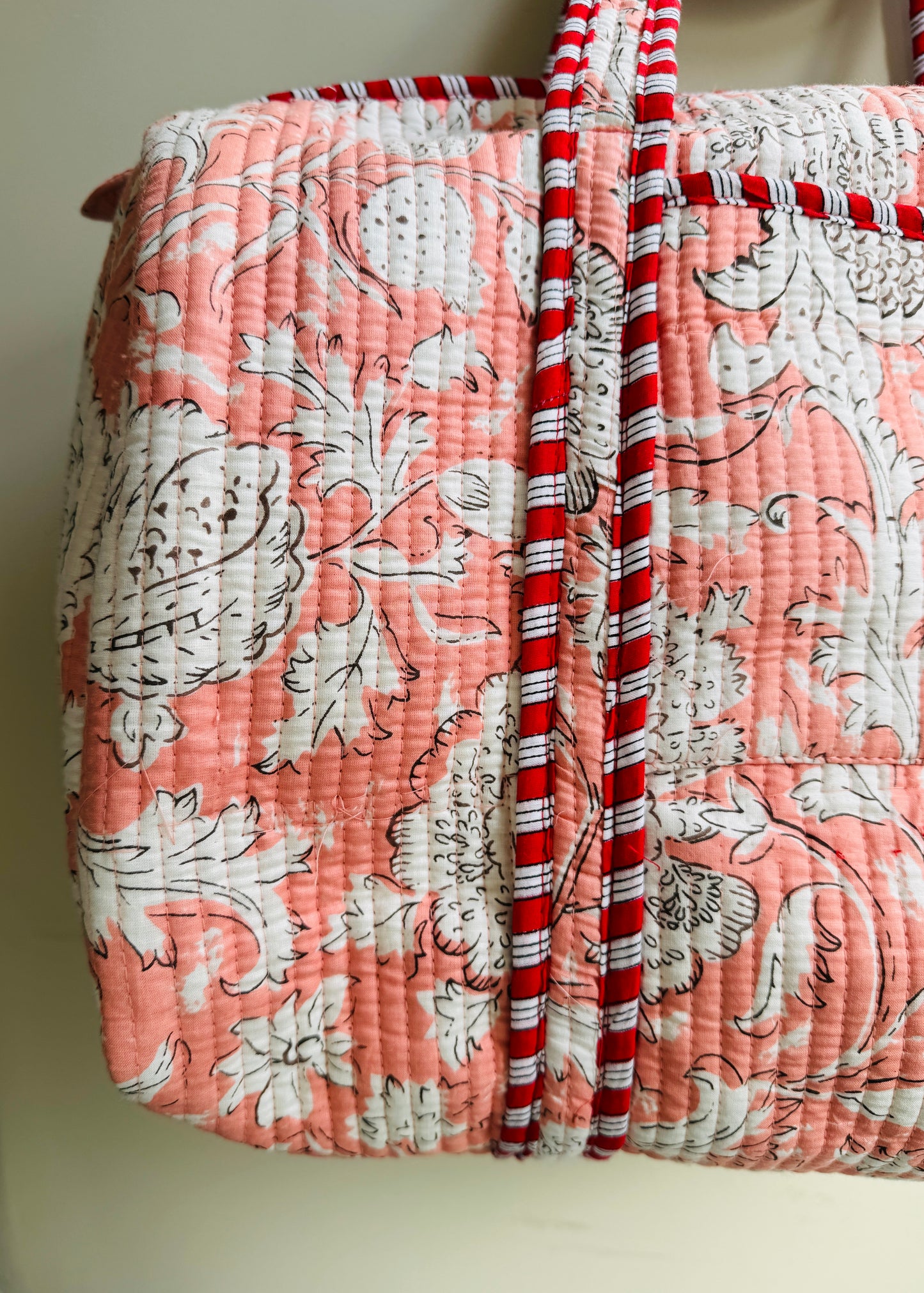 Quilted shopper • duffle bag