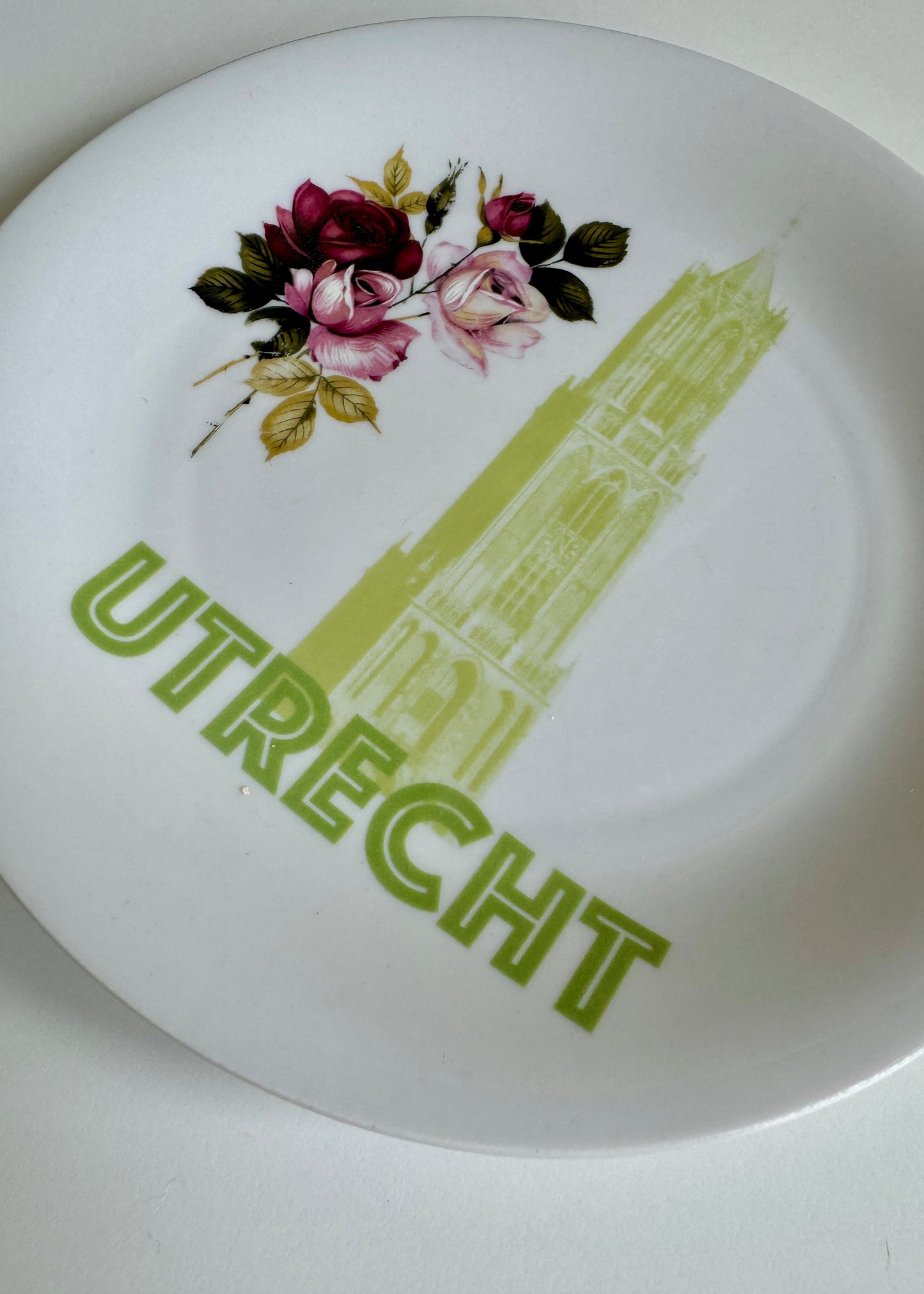 Ontbijtbordje - Utrecht with pink flowers